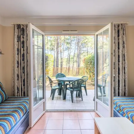 Résidence Les Pins - Maeva - 5 Personnes - Sélection Mae-7452 Appartement Lacanau