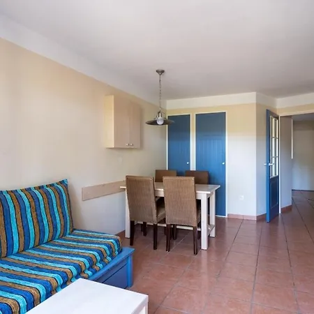 Appartement Résidence Les Pins - Maeva - 5 Personnes - Sélection Mae-7452 Lacanau